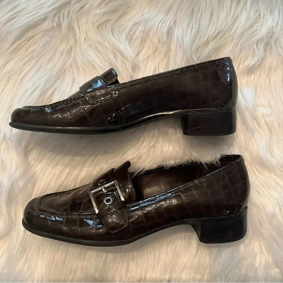 Michelle D Shoes Loafers Silver‎ Buckle Brown Sz 8M - Picture 6 of 10
